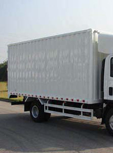 慶鈴 五十鈴700P 中卡 176馬力 4×2 廂式 單排 載貨車 QL5090XTLAR 